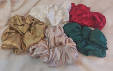 Load image into Gallery viewer, XL 100% Mulberry Silk Scrunchie- THE FULL SET
